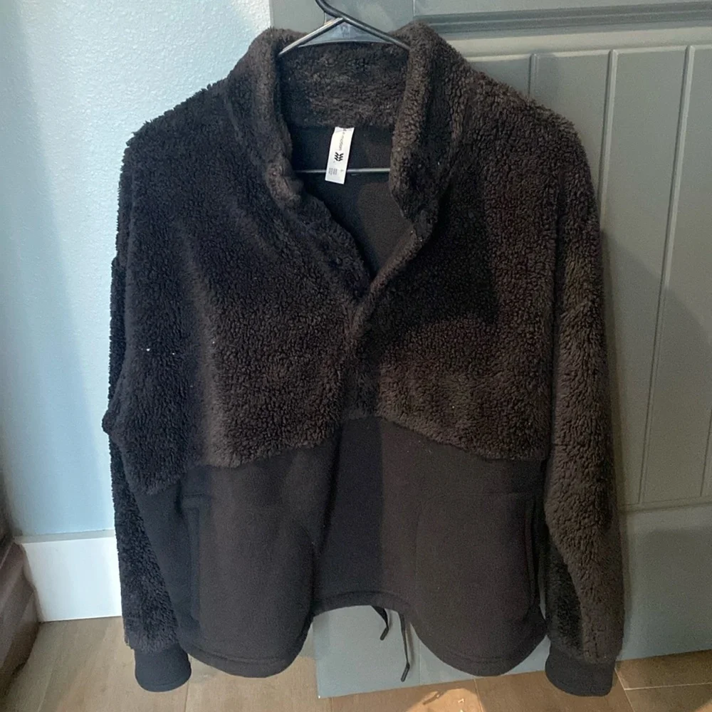 All In Motion black jacket - Picture 1 of 4